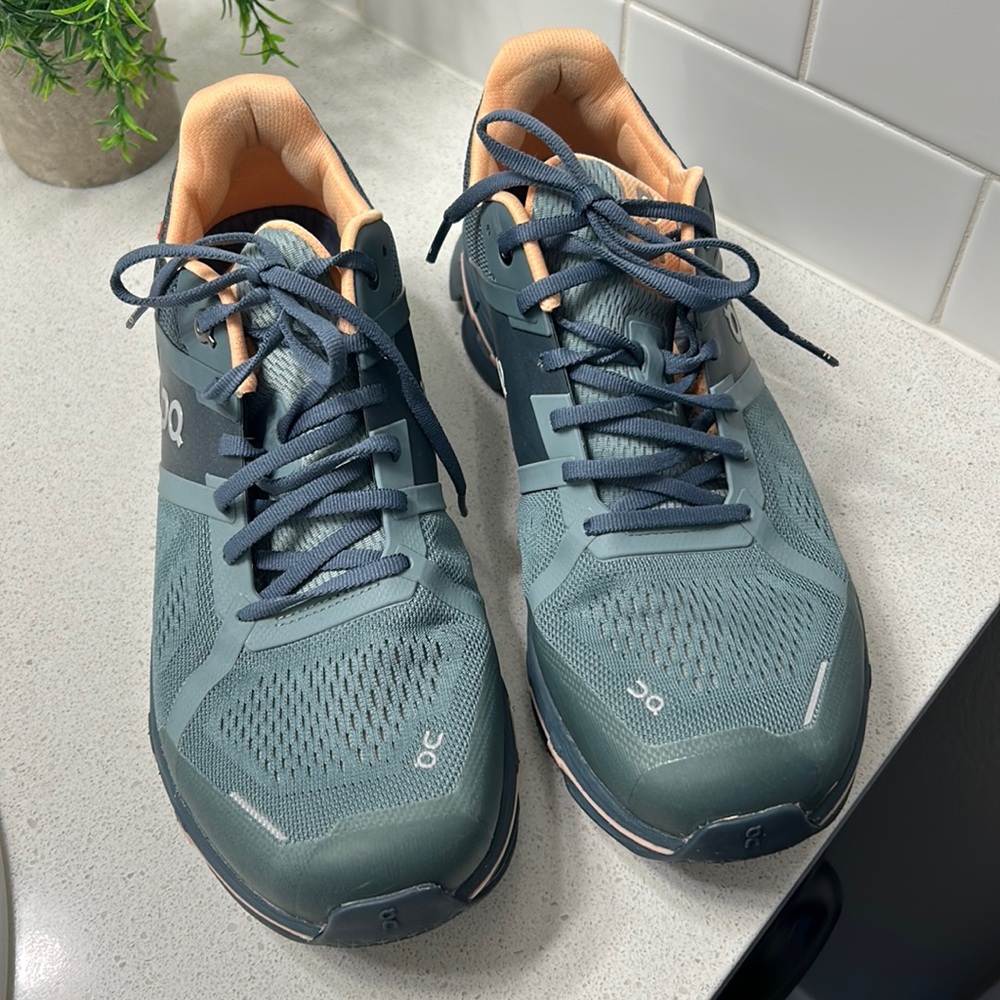 On Cloud Shoes